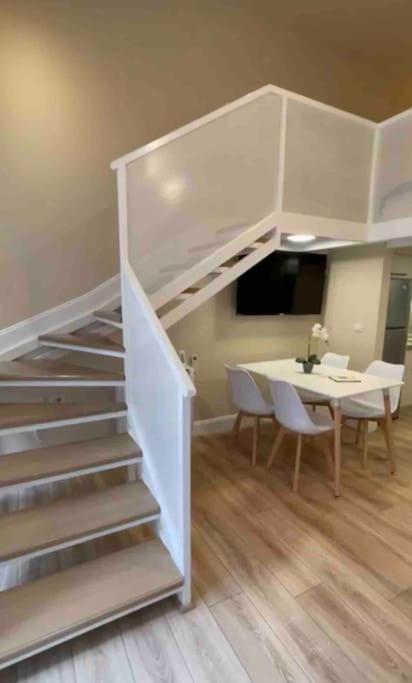 Lovely Apartment In Pogradec City With A Lake View Esterno foto