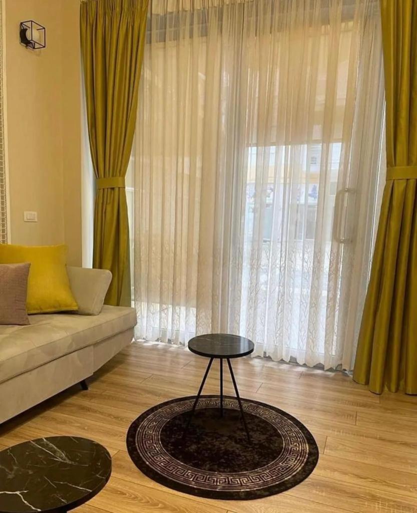 Lovely Apartment In Pogradec City With A Lake View Esterno foto